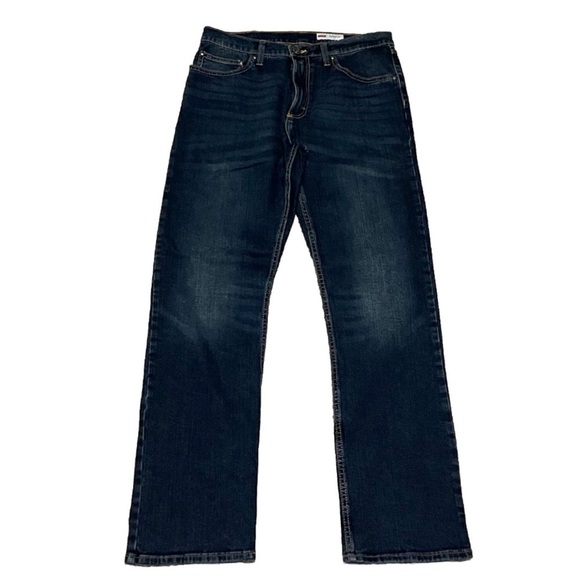 NWT Men’s Wrangler Straight Fit Dark Wash Denim Jeans 32x32 Pockets Cotton - Picture 3 of 9